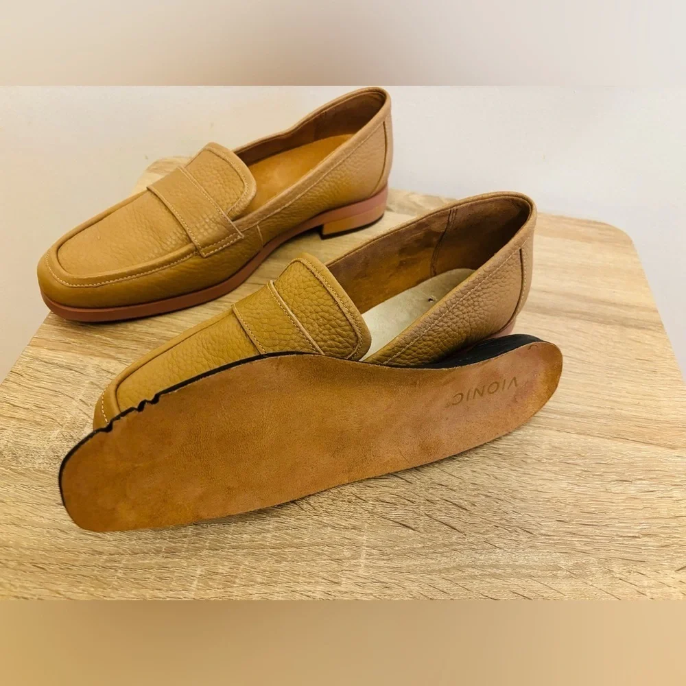 Vionic leather Square toe loafers Shoes Size 6.5
